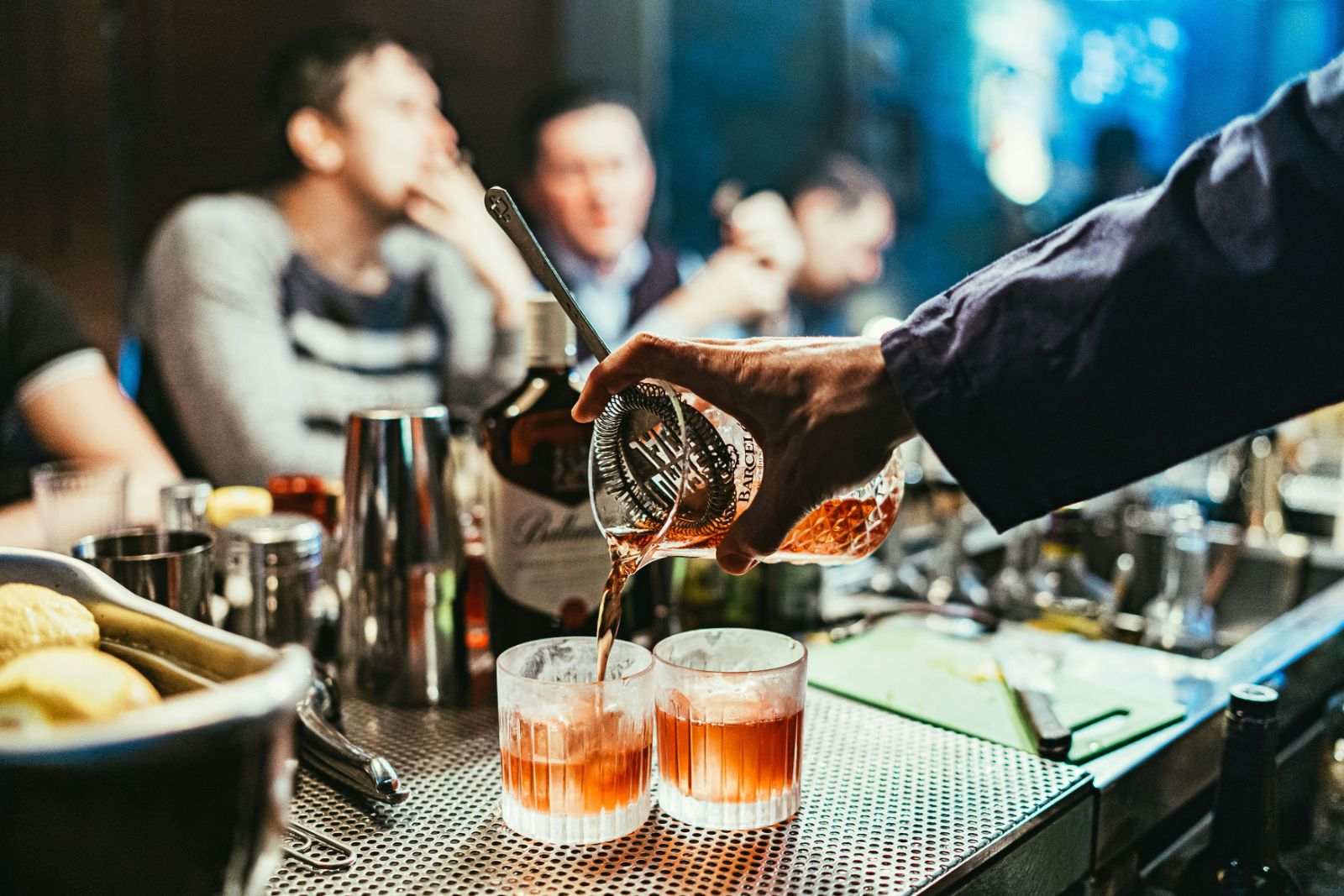 Late-Night Happy Hours in Kelowna